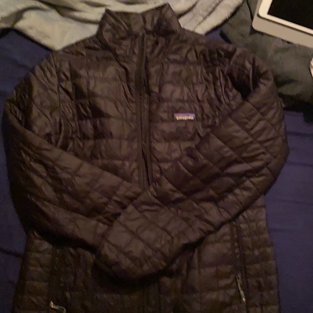 Black Patagonia nano puff jacket